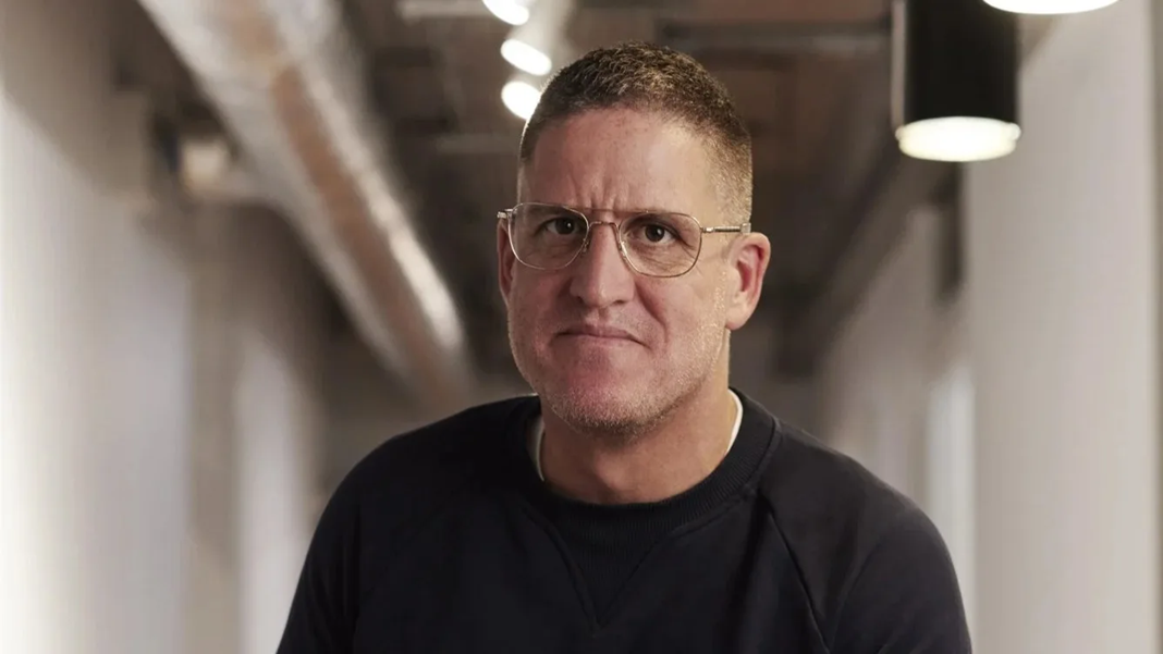 Στη ΜΕΘ για 5η μέρα ο Tom Greenwood: Οι γιατροί του Γενικού Κρατικού Νίκαιας ξεκινούν την αποσωλήνωσή του