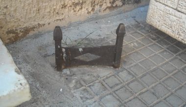 Κάποτε υπήρχε έξω από όλα τα σπίτια: Tι ήταν το ποδόμακτρο και πού χρησίμευε