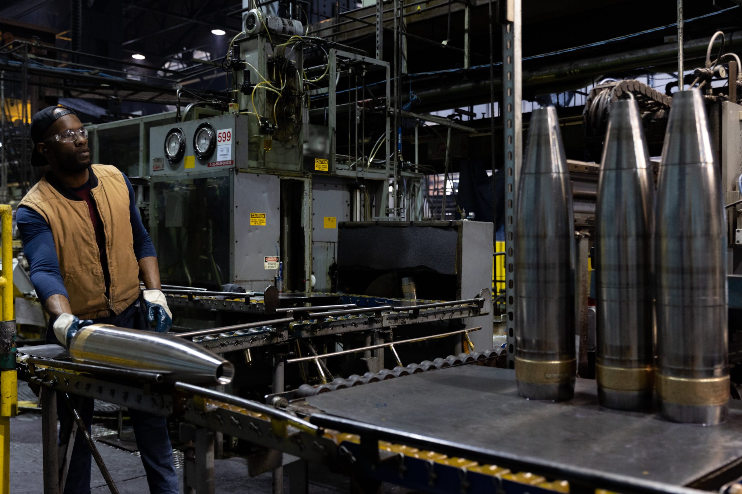 Μπόικο Μπορίσοφ: Ανακοίνωσε την κατασκευή εργοστασίου βλημάτων πυροβολικού της Rheinmetall στη Βουλγαρία