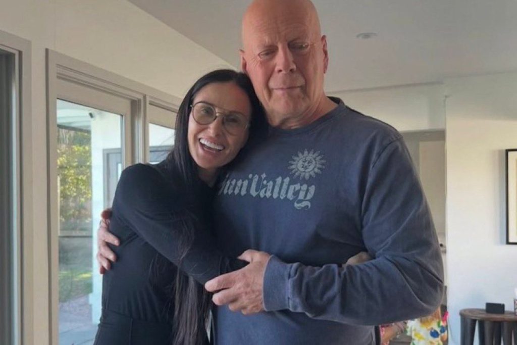 Μ.Γουίλις: «Το μυαλό του τον εγκαταλείπει» αποκάλυψε η σύζυγός του