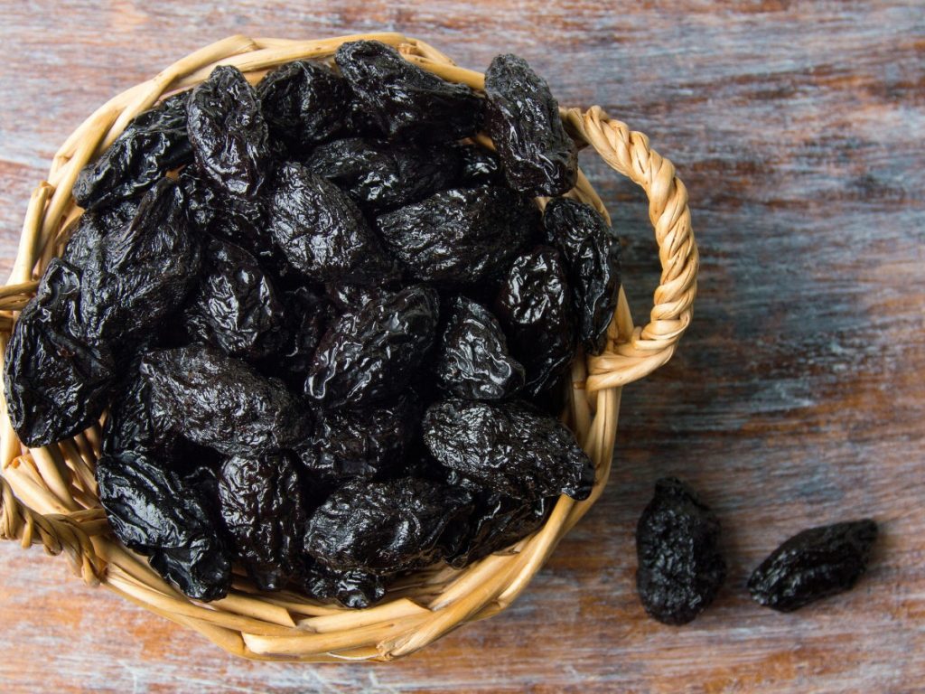 Δείτε γιατί τα δαμάσκηνα είναι το καλύτερο φρούτο για μετά τις διακοπές