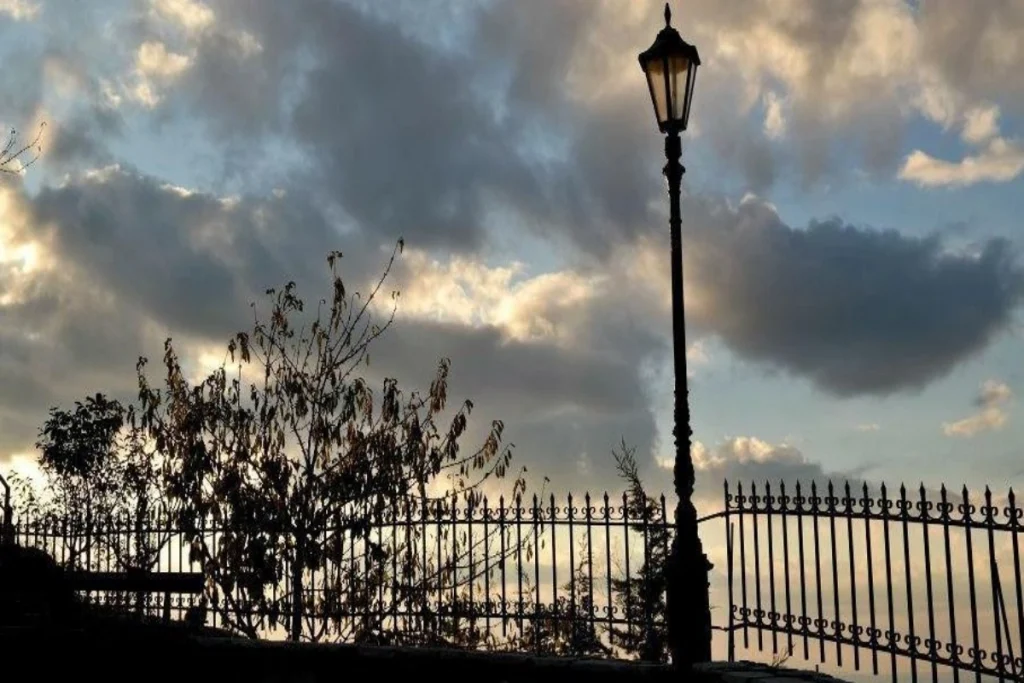 Καιρός: Επιστρέφει τον Σεπτέμβριο ο αφρικανικός αντικυκλώνας