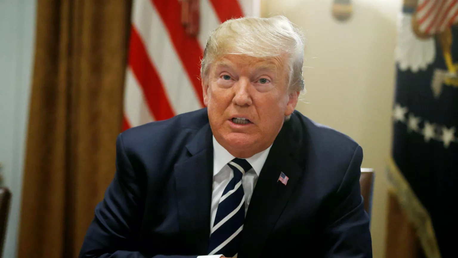 Ν.Τραμπ: «Ο Β.Πούτιν είναι απρόθυμος να συναντήσει τον Β.Ζελένσκι επειδή δεν τον συμπαθεί»