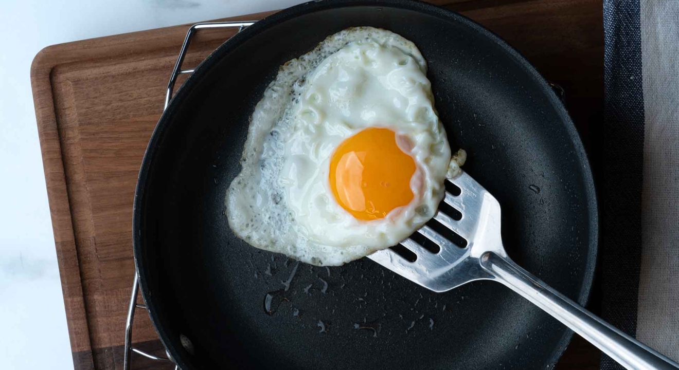 Νέα μελέτη: Βρέθηκαν τοξικές ουσίες και φυτοφάρμακα στα ελληνικά αυγά