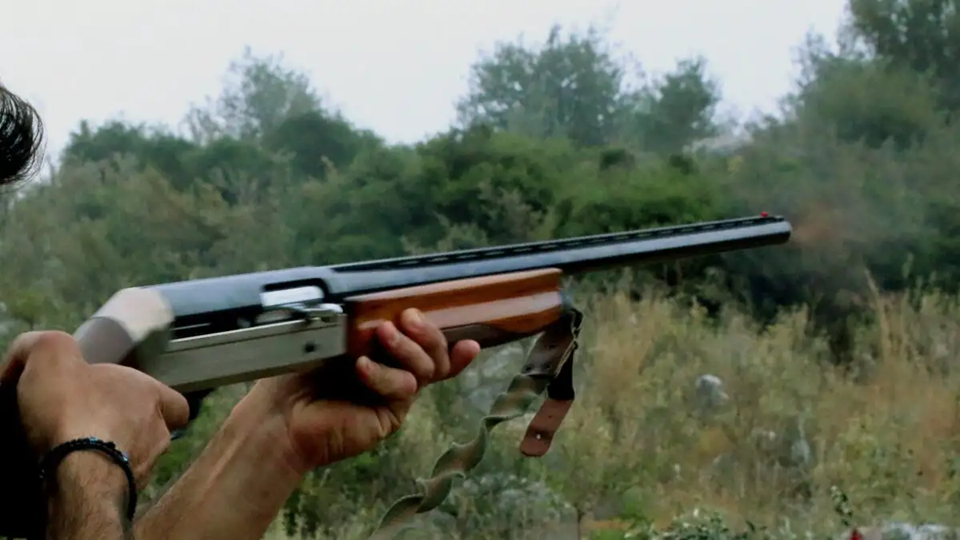 Δολοφονία 72χρονου στην Σκύδρα: Ο 76χρονος του έστησε καρτέρι και τον πυροβόλησε με την καραμπίνα (βίντεο)