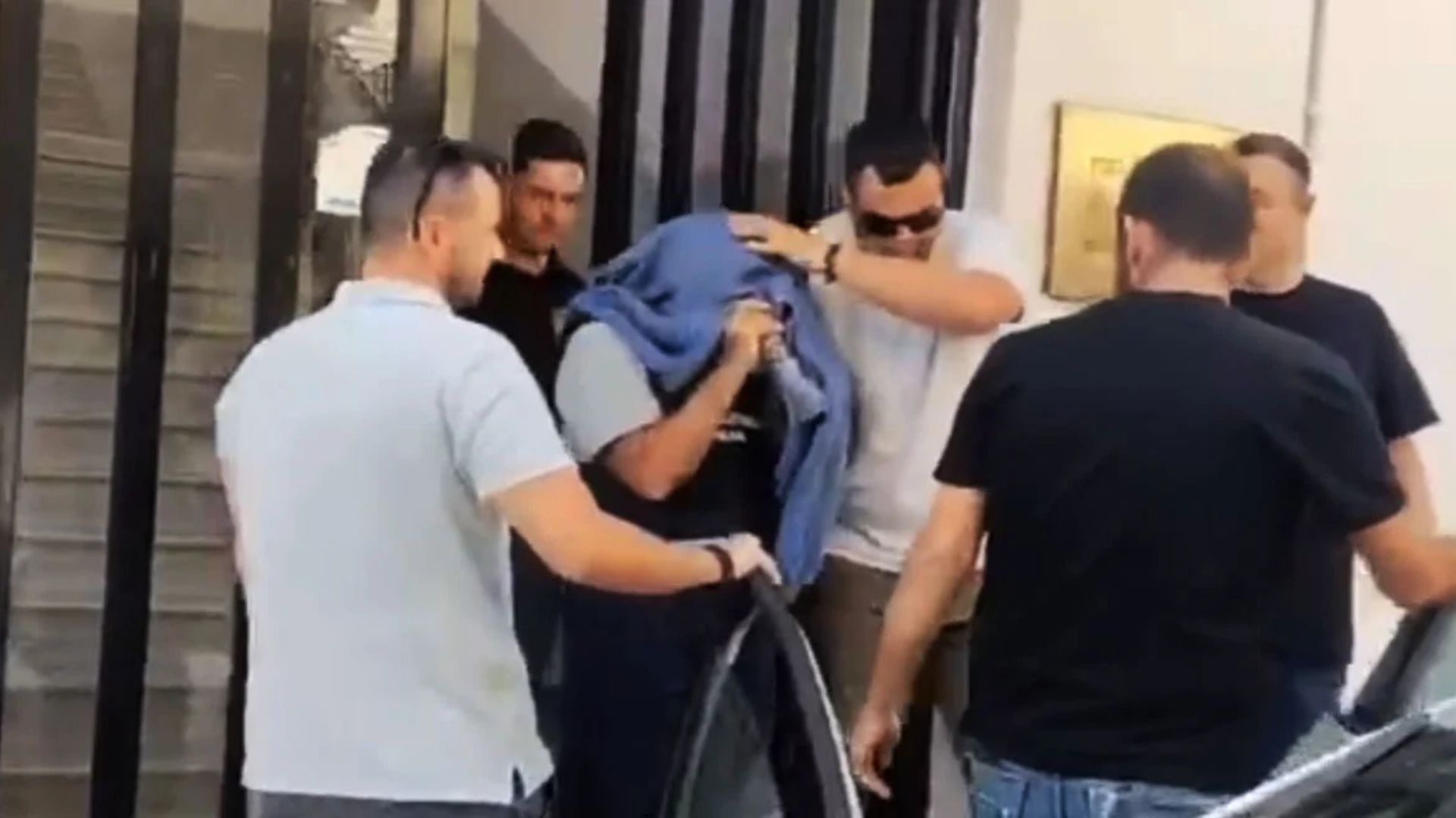 Σκύδρα: Σε κλίμα οδύνης η κηδεία του 72χρονου που δολοφονήθηκε – «Κάποιος τον βοήθησε»