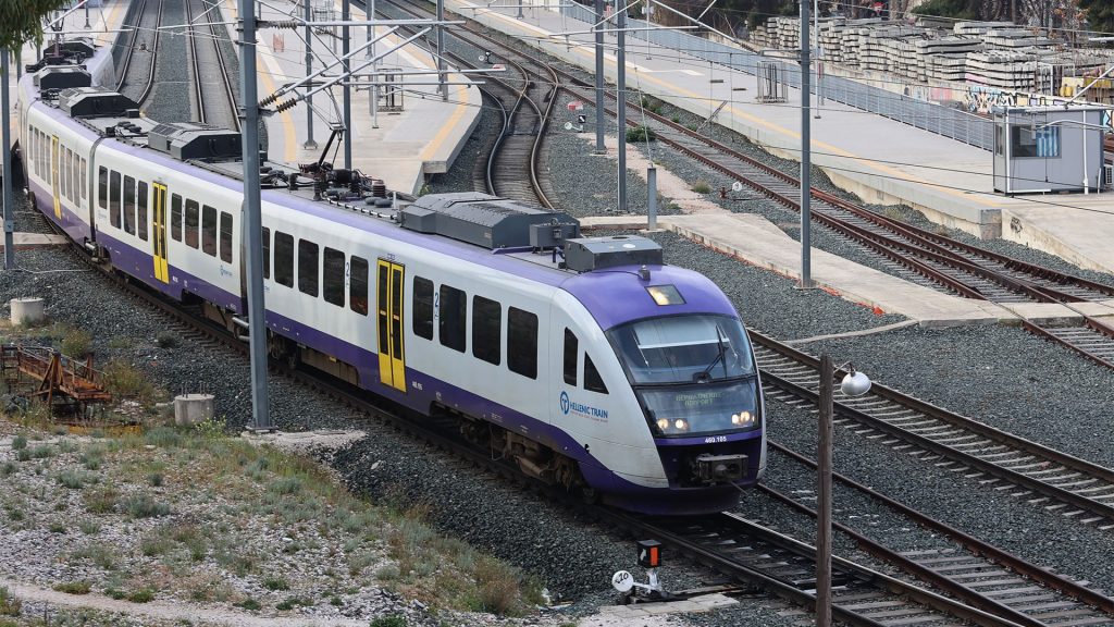 Ακινητοποιήθηκε αμαξοστοιχία της Hellenic Train με 103 επιβάτες κοντά στη Σίνδο – Ξεκίνησε μετά από μία ώρα!