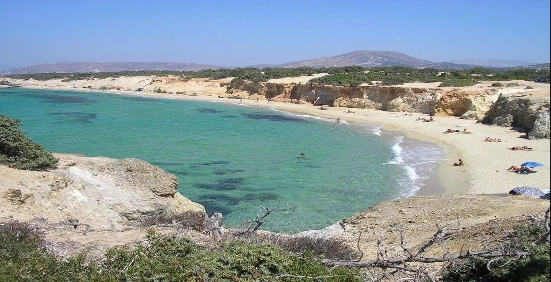 Αλυκό: H εντυπωσιακή παραλία της Νάξου δίπλα στο κεδρόδασος (φωτο)