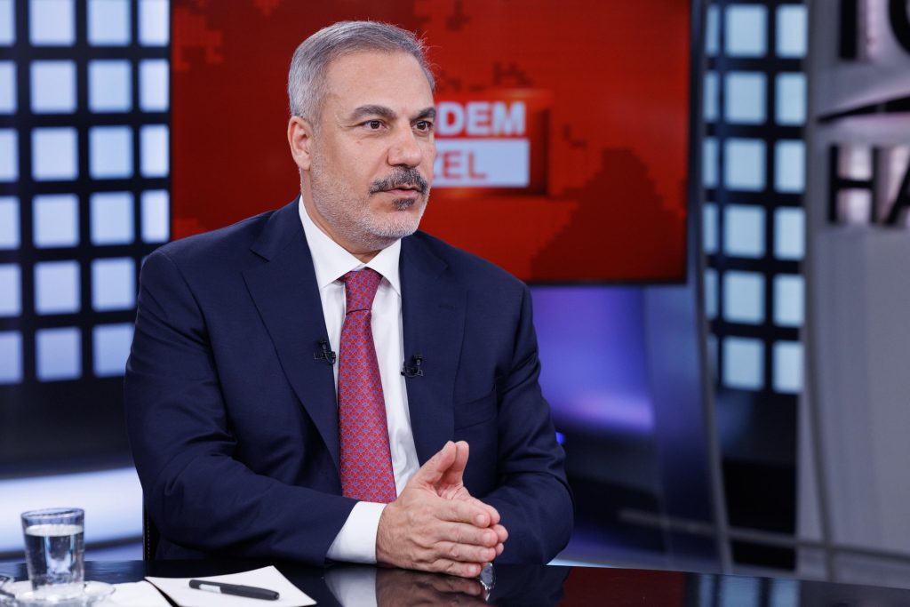 Νέο τουρκικό δόγμα εξήγγειλε ο  Χ.Φιντάν: «Δεν θα περιμένουμε να μας κτυπήσουν – Θα κτυπήσουμε εμείς πρώτοι»