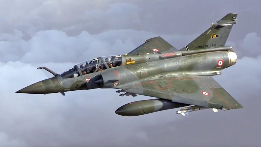 Η Γαλλία θέλει να «προστατέψει» την Ευρώπη με τα πυρηνικά της – Συνάντηση Μακρόν με Μερτς