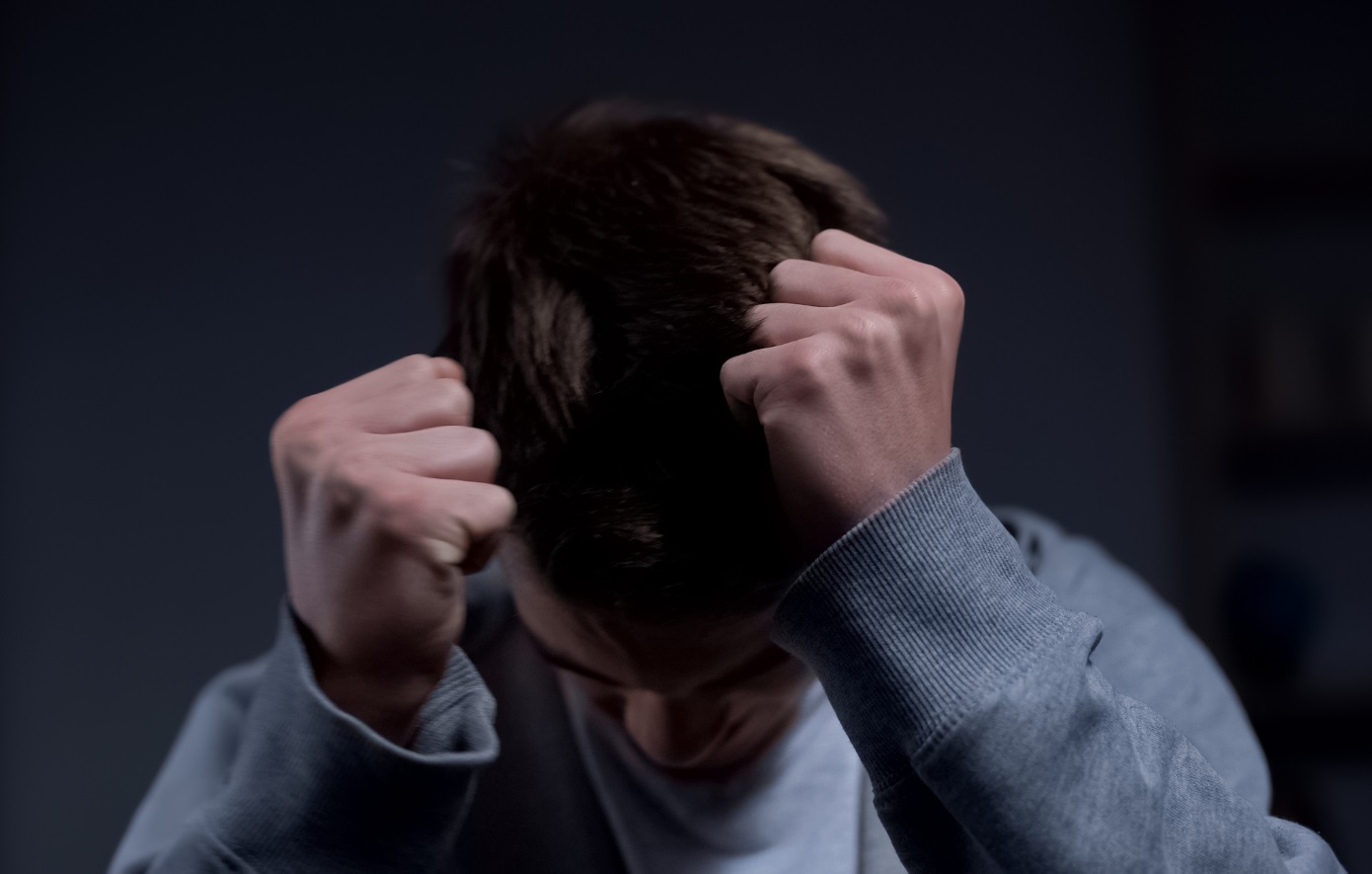 Οπαδικό επεισόδιο στον Κολωνό: 18χρονος δέχθηκε επίθεση με μαχαίρι από ομάδα νεαρών