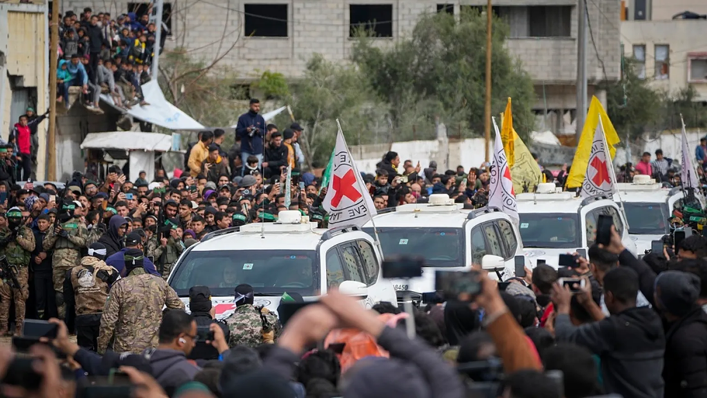 Μητέρα ομήρου της Χαμάς: «Αν ο γιος μου σκοτωθεί στη Γάζα θα μηνύσω τον Μ.Νετανιάχου για φόνο»
