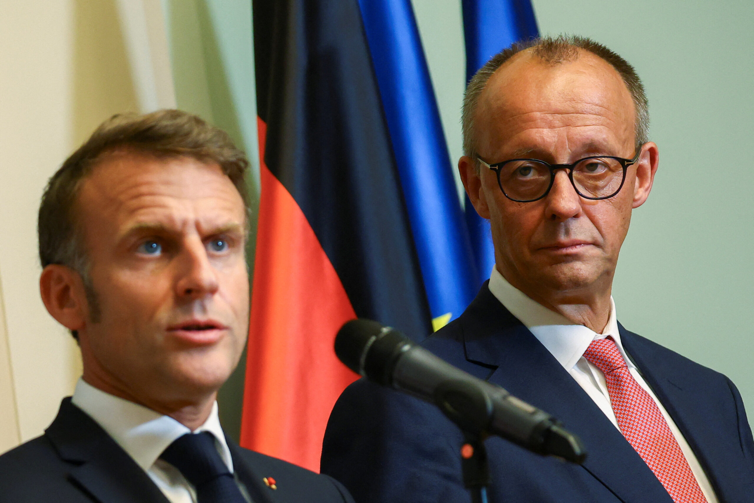 Φ.Μερτς και Ε.Μακρόν σχεδιάζουν να επικοινωνήσουν τηλεφωνικά με τον Ν.Τραμπ μέσα στο σαββατοκύριακο