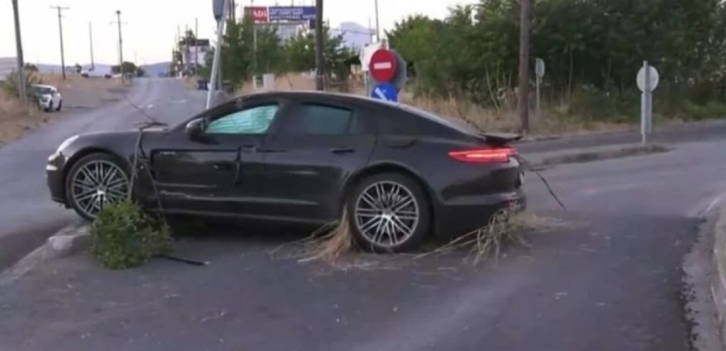 Τροχαίο στη Θεσσαλονίκη: Στη ΜΕΘ νοσηλεύεται η 26χρονη που τραυματίστηκε – Με κατάγματα στους σπονδύλους ο 28χρονος