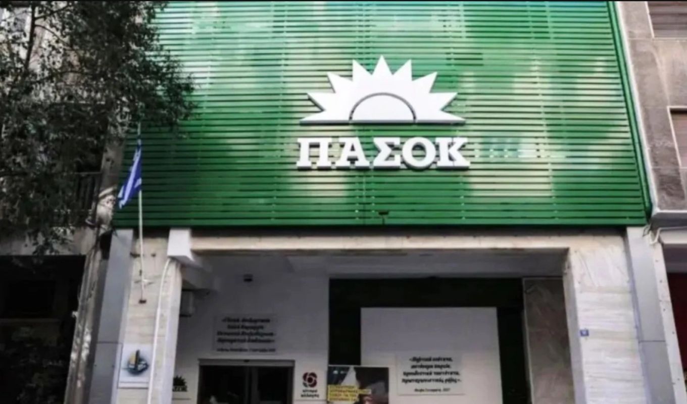 ΠΑΣΟΚ – Π.Χρηστίδης: «Ο Κ.Μητσοτάκης θα μείνει στην ιστορία ως ο πρωθυπουργός του 13ωρου»