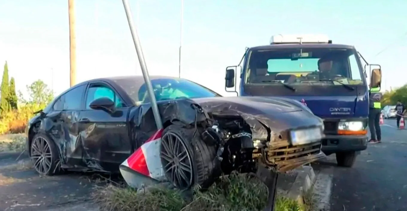 Τροχαίο με Porsche στη Θέρμη: «Το παιδί είναι σε πολύ δύσκολη κατάσταση – Είναι σε σοκ» λέει η μητέρα της 26χρονης
