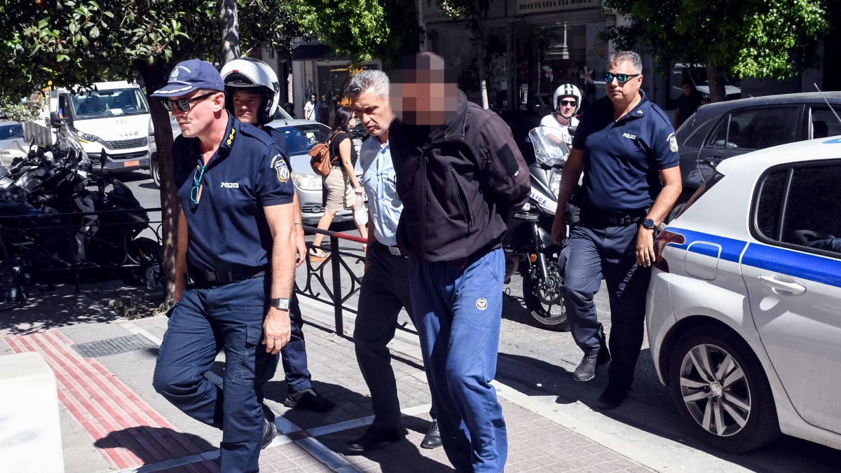 Πάτρα: Γνώριμος των αρχών για ναρκωτικά και κλοπές ο 46χρονος που παρέσυρε και σκότωσε τη γιαγιά Τιτίκα