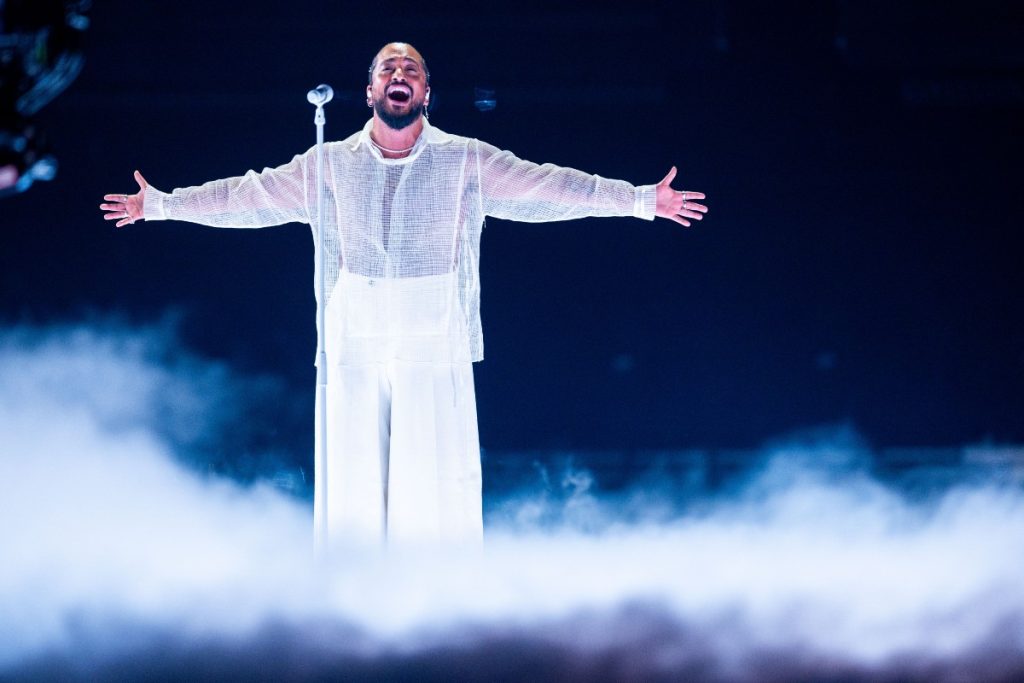 Slimane: Η μεγάλη απώλεια κιλών του εκπροσώπου της Γαλλίας στη Eurovision 2024 – Aνήσυχοι οι θαυμαστές του (φωτό)