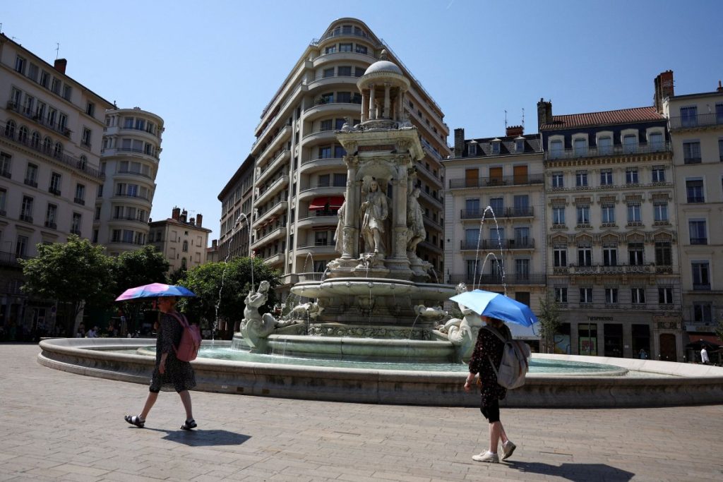 Το τρίτο ρεκόρ 125 ετών η ζέστη στο φετινό καλοκαίρι της Γαλλίας