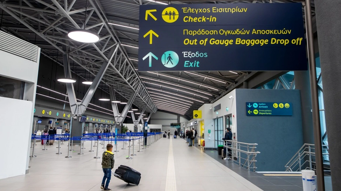 Θεσσαλονίκη: Στο αυτόφωρο ο Βρετανός που ξυλοκόπησε Τούρκο κατά τη διάρκεια πτήσης