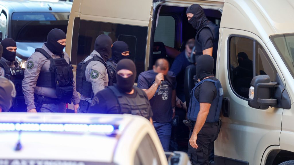 Η οργάνωση εκβίαζε με βίντεο Αρχιμανδρίτη Μονής