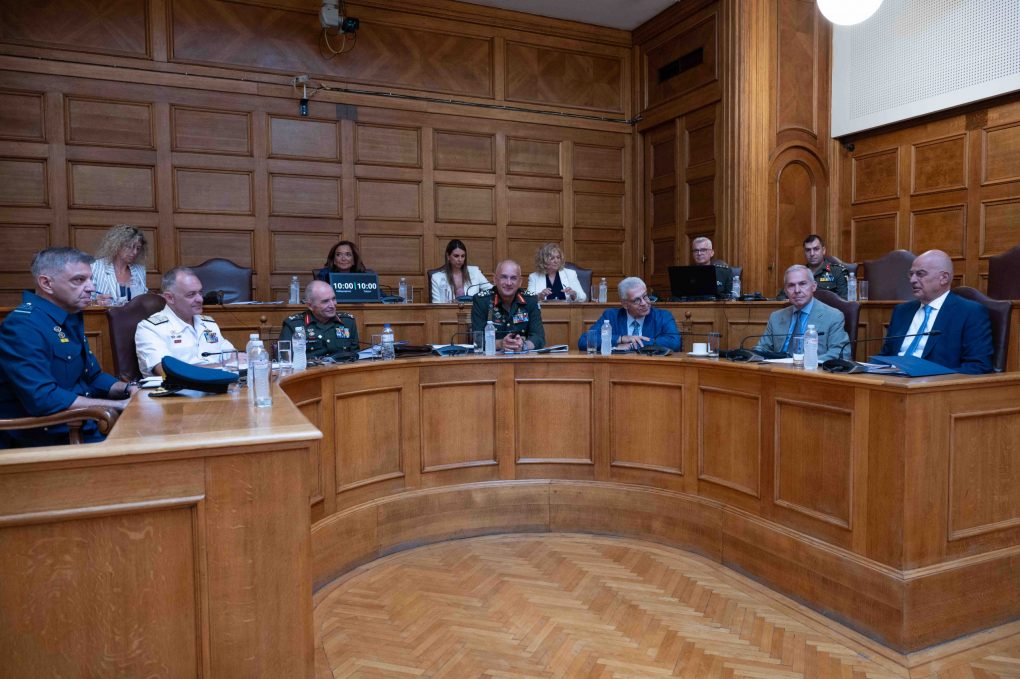 Διδάγματα από την Ουκρανία στις Ένοπλες Δυνάμεις: ΠΝ και ΠΑ αποκτούν διοικήσεις μη-επανδρωμένων οχημάτων