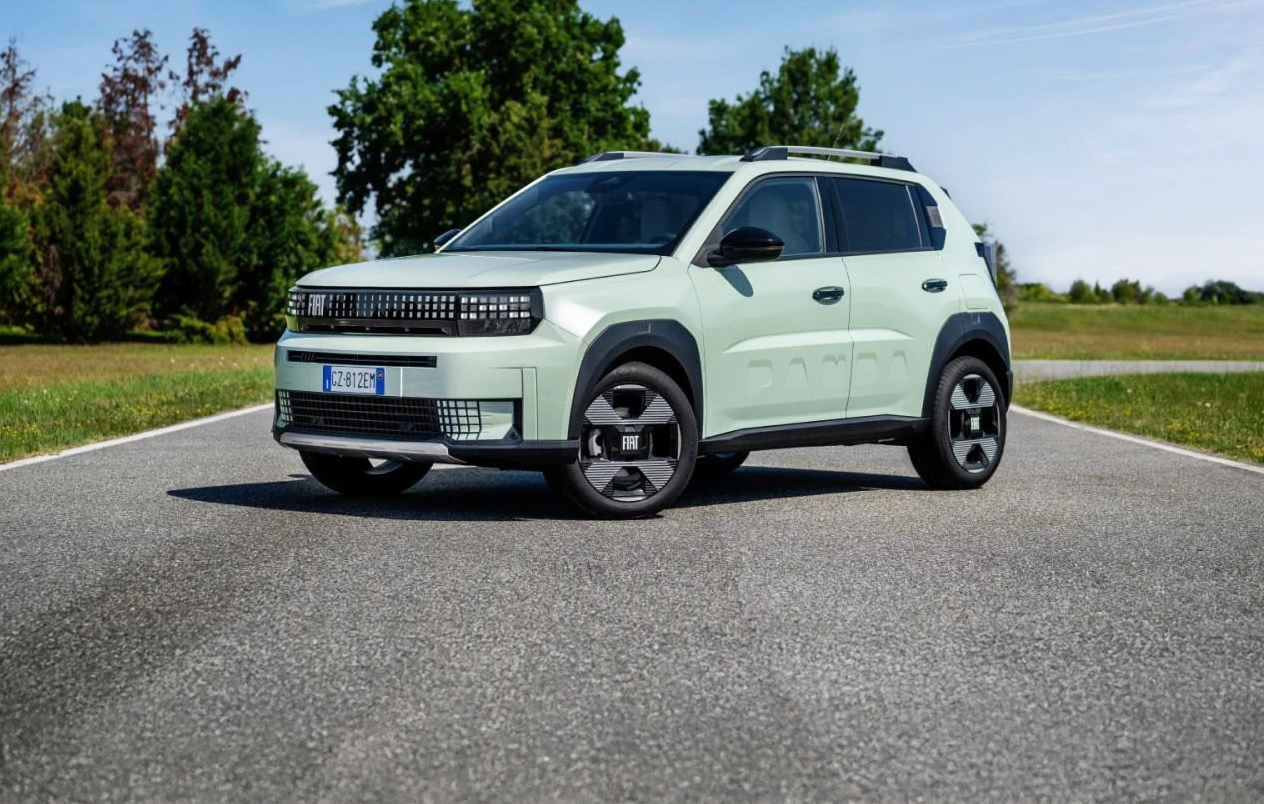 Νέα βενζινοκίνητη έκδοση για το FIAT Grande Panda