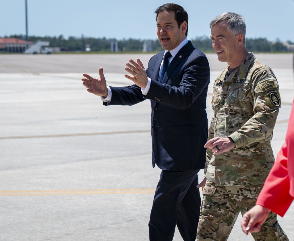 Διαβεβαίωση Μάρκo Ρούμπιο: «Ο Ν.Τραμπ θα εξαλείψει την ναρκο-τρομοκρατία και τα καρτέλ – Είναι απειλή για εμάς»