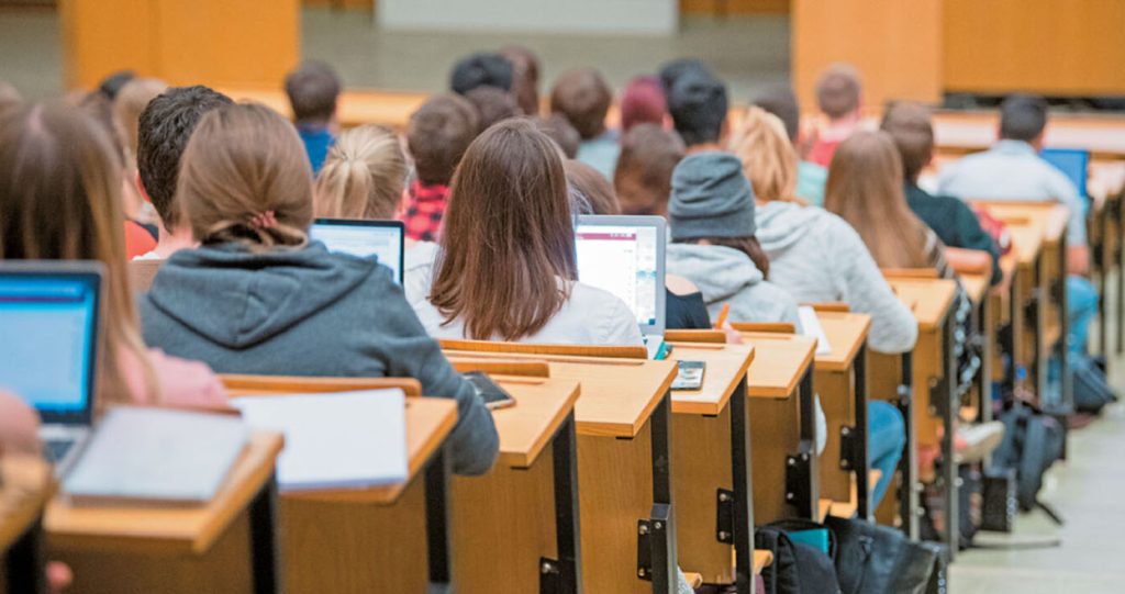 Μέχρι σήμερα η ηλεκτρονική εγγραφή των πρωτοετών επιτυχόντων στην Τριτοβάθμια Εκπαίδευση