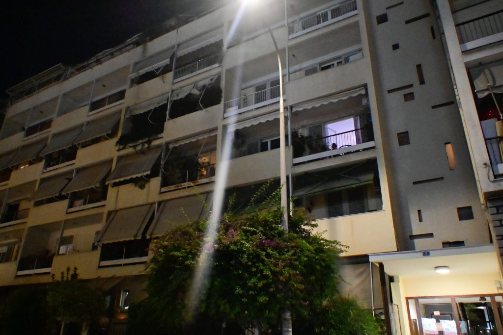 Πατήσια: «Γύρισα σπίτι από μεροκάματο και βρήκα παγωμένη τη γυναίκα μου και το μωρό» λέει ο σύζυγος της 34χρονης