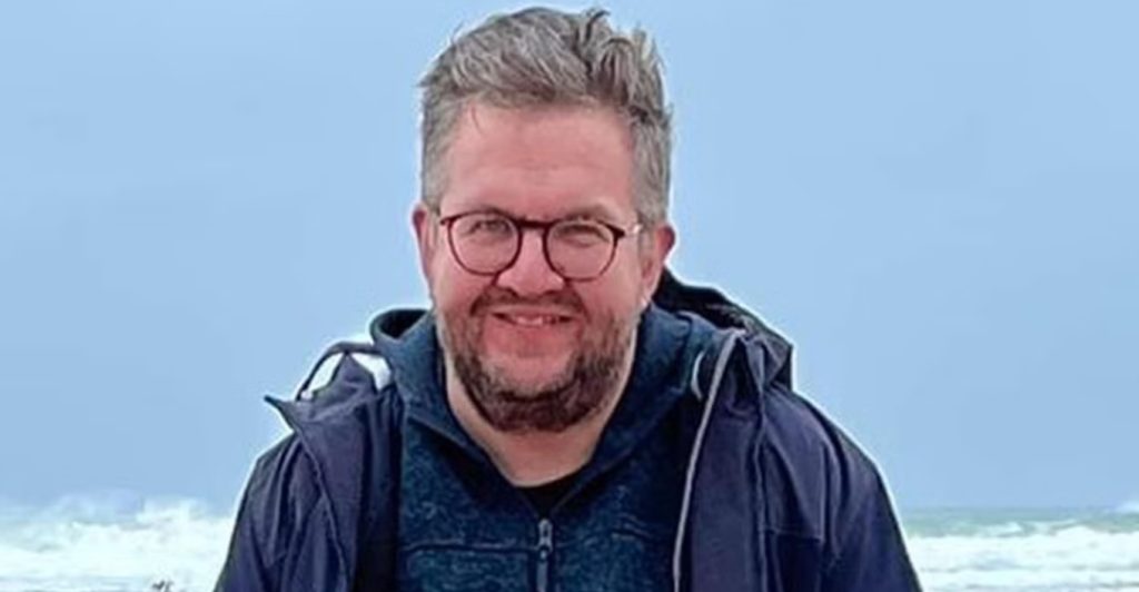 Φρίκη στη Βρετανία: Αγγειοχειρούργος ακρωτηρίασε τα πόδια του για σεξουαλικό φετίχ!