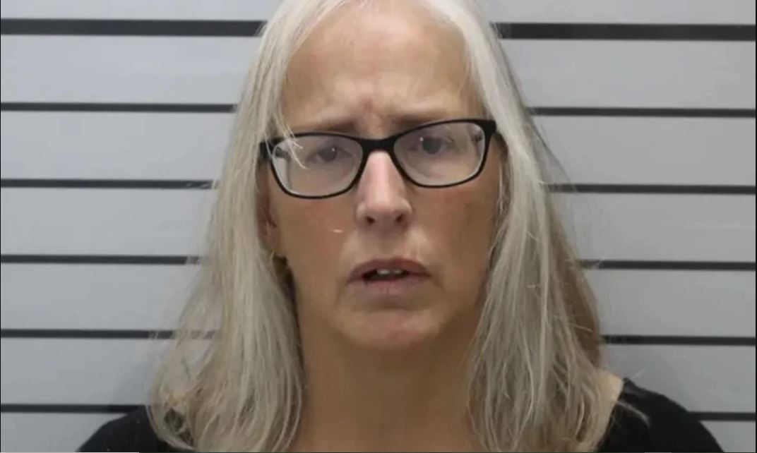 Μισέλ Τζάστους: Στο εδώλιο και η 53χρονη γιαγιά της 11χρονης που βιάστηκε από τον πατριό της και γέννησε