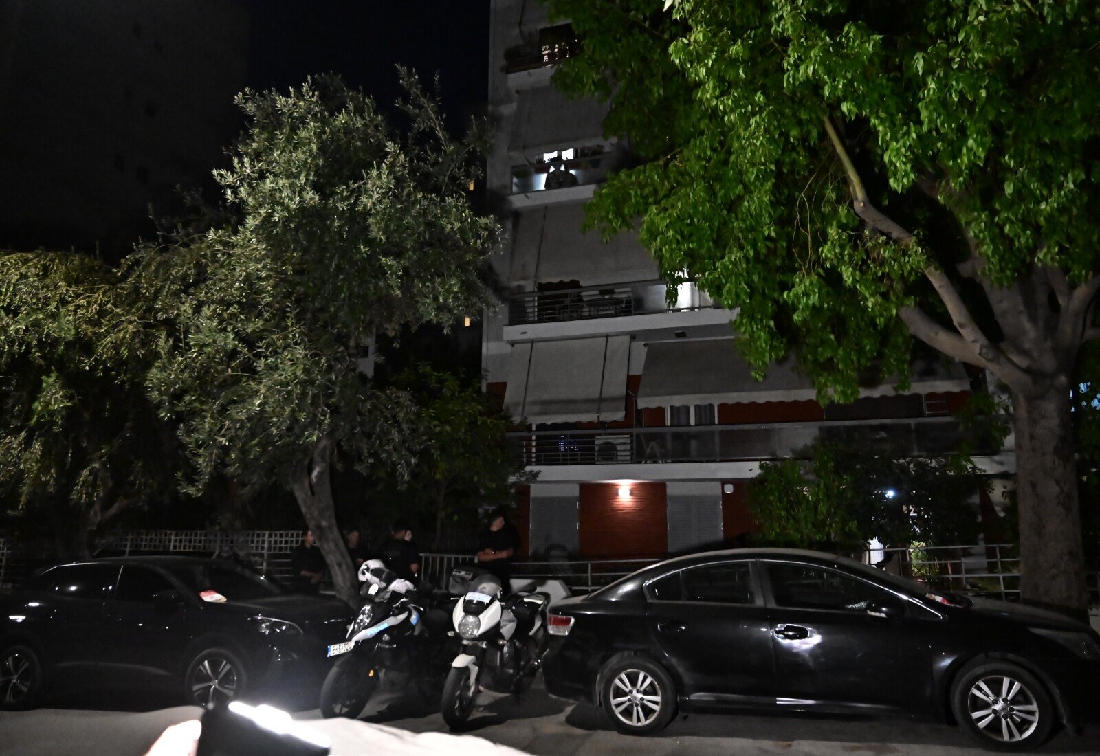 Νέα στοιχεία για την τραγωδία του ζευγαριού στον Νέο Κόσμο: Αυτοκτονία και δολοφονία βλέπει η ΕΛΑΣ