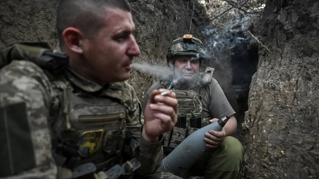 Χωρίς ίχνος ντροπής: Οι Ουκρανοί στρατολόγησαν νεαρό με σύνδρομο Down! (βίντεο)