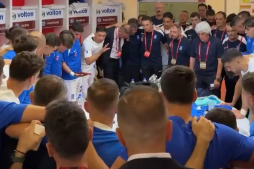 Η εμψυχωτική ομιλία του Τάσου Μπακασέτα πριν το ματς με τη Λευκορωσία & ο Μάνταλος με την εικόνα της Παναγίας (vid)