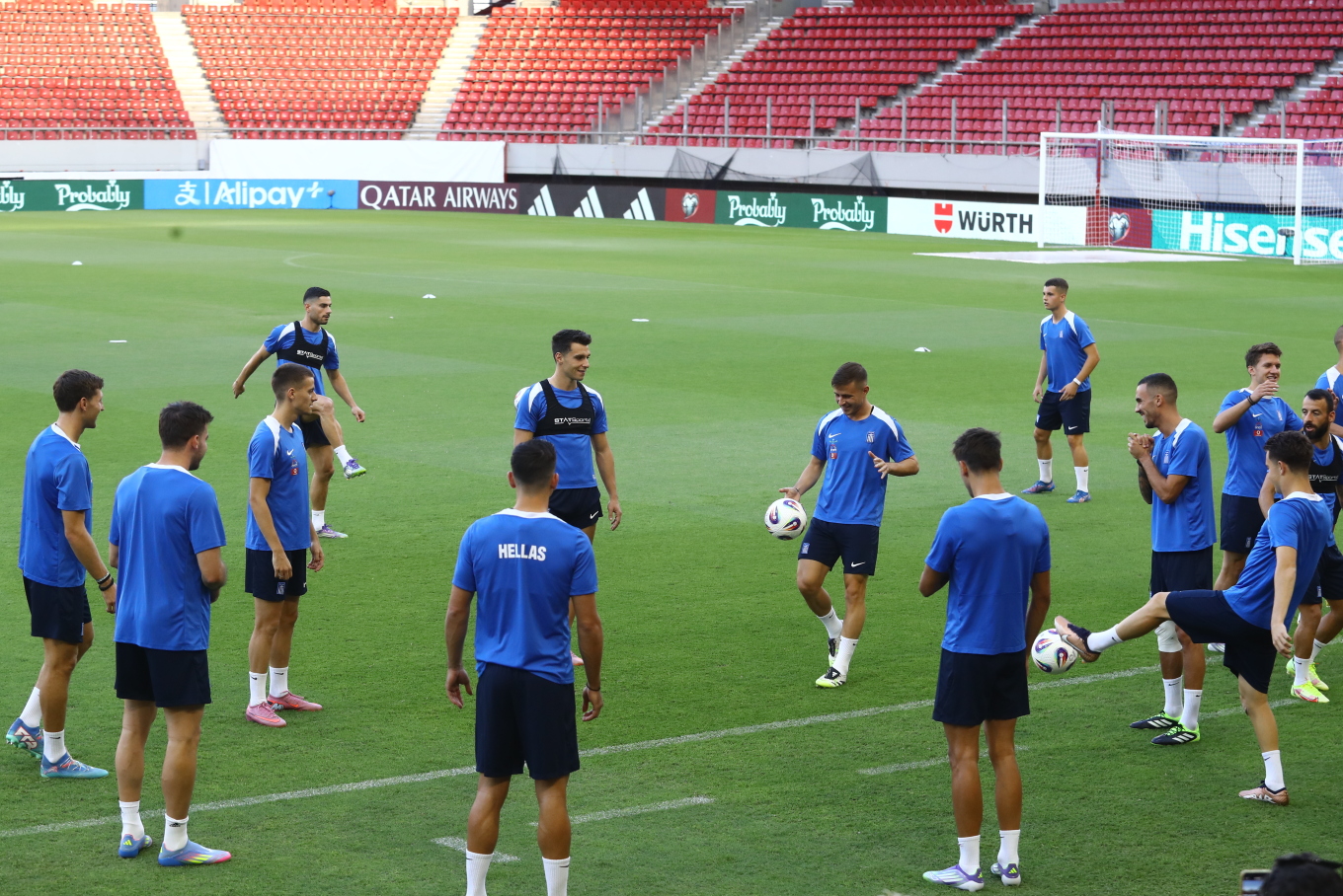 Ελλάδα-Δανία: Η τελευταία προπόνηση της Εθνικής πριν το κρίσιμο αυριανό παιχνίδι