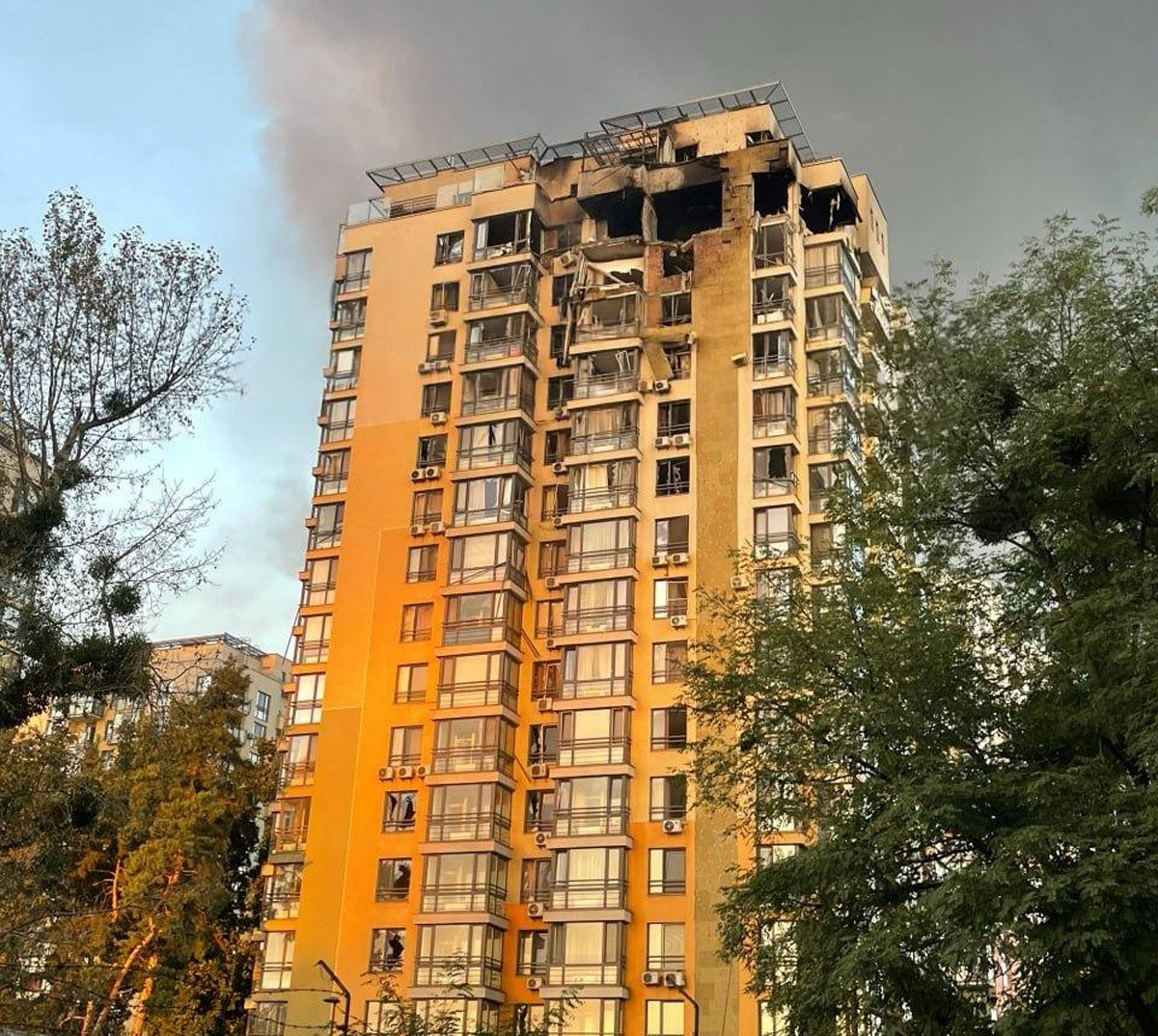 Ρωσικά drones ισοπέδωσαν κυριολεκτικά το διαμέρισμα του Ουκρανού μέσου της Μπενφίκα, Γκεόργκι Σουντάκοφ (φωτο)