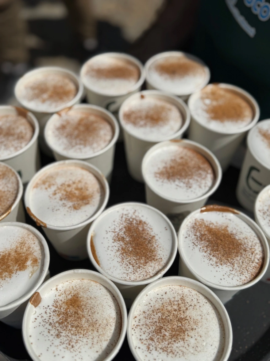 ΔΕΘ 2025: Τι είναι ο φραπές… «μπουγάτσα» που πρόσφεραν έμπειροι baristas στους παρευρισκόμενους (φωτο)