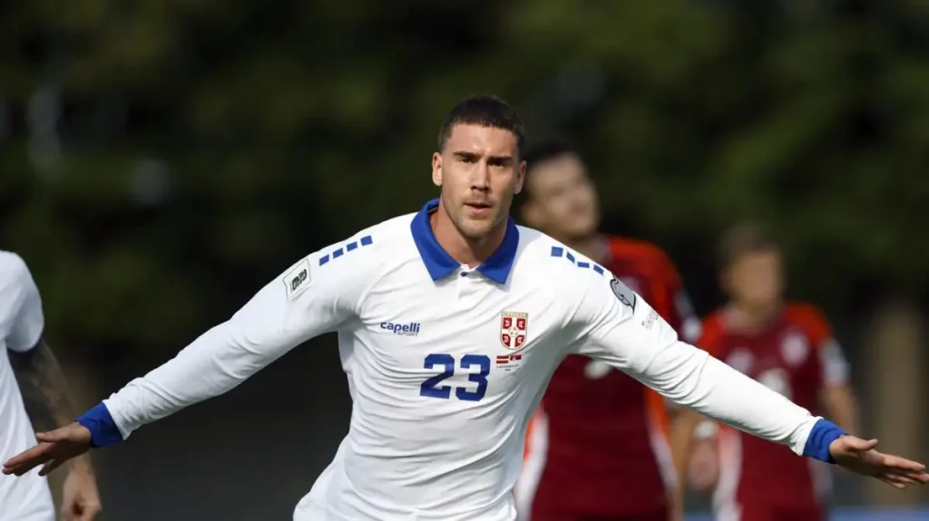 Κρίση στις σχέσεις Λετονίας – Σερβίας με αφορμή τον Ύμνο και τις σημαίες