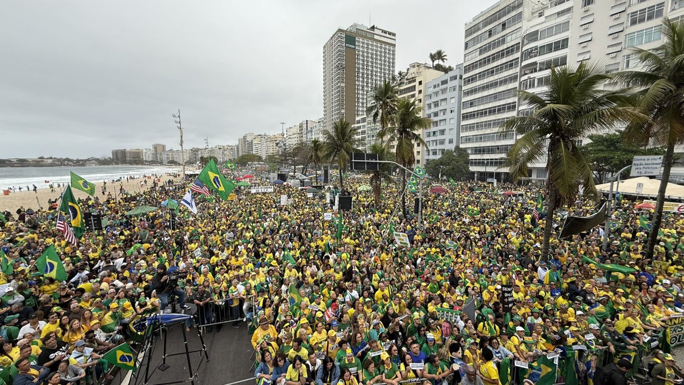 Βραζιλία: Στους δρόμους χιλιάδες υποστηρικτές του Ζαΐρ Μπολσονάρου λίγο πριν την ετυμηγορία του Δικαστηρίου