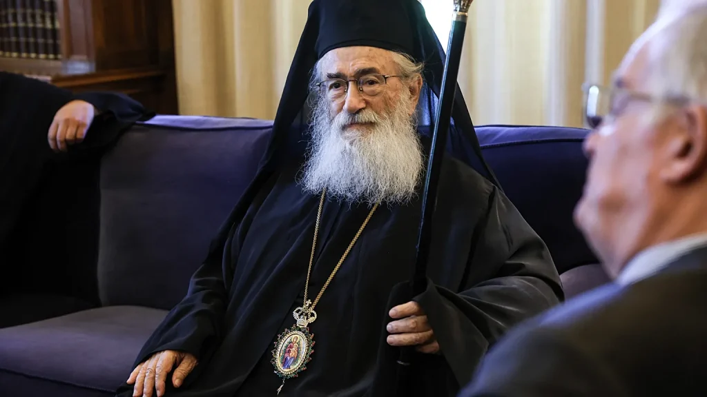 Παραιτείται στις 12 Σεπτεμβρίου ο Αρχιεπίσκοπος Δαμιανός από την θέση του ηγούμενου της Μονής του Σινά!