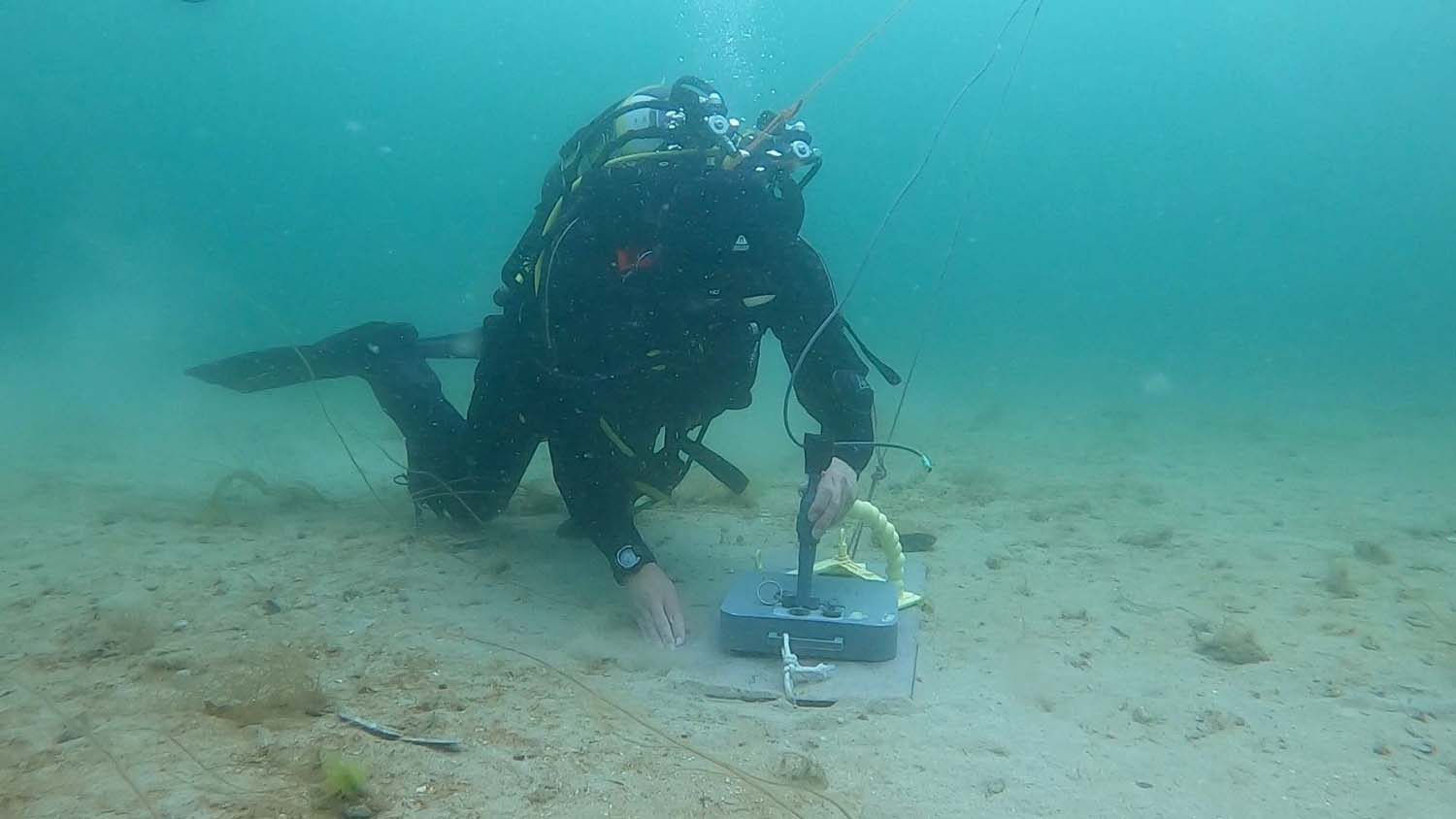 Μαύρη Θάλασσα: Σχεδόν άθικτο ουκρανικό  πύραυλο SCALP-EG εντόπισαν Ρώσοι δύτες