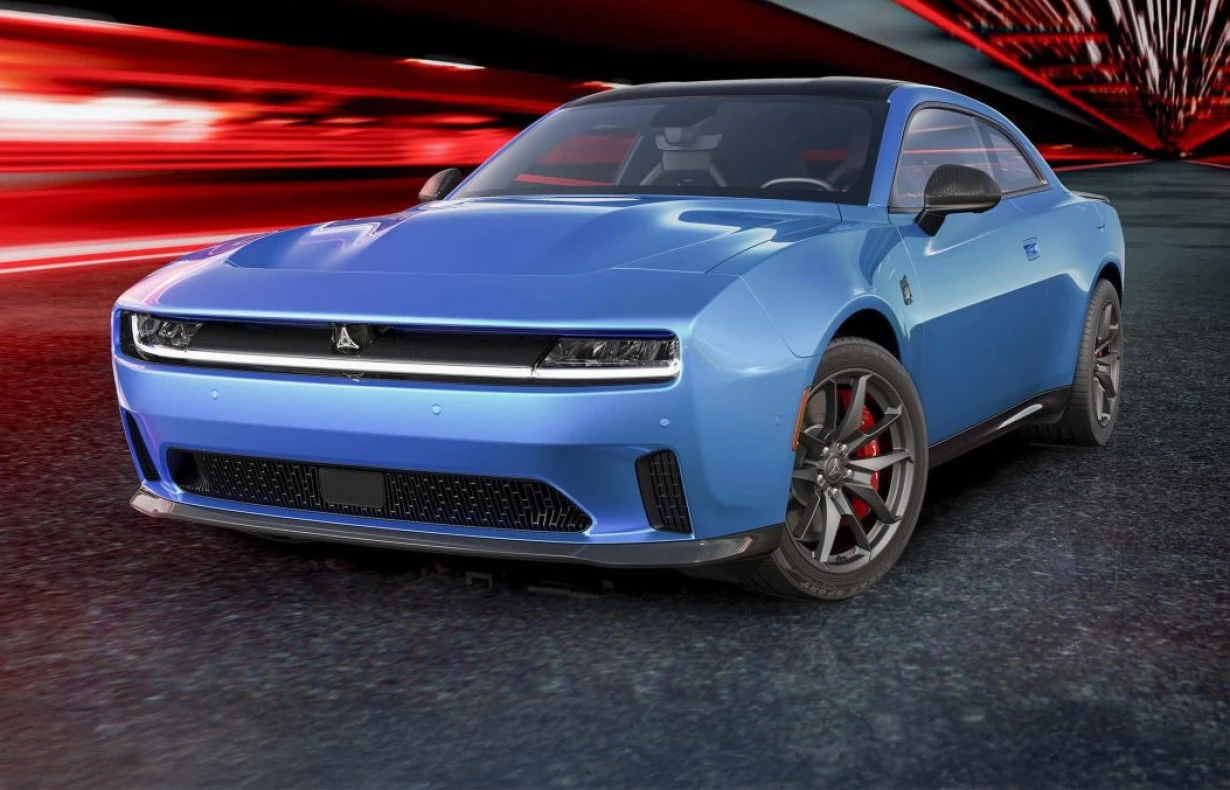 Κλήση για θορυβώδη εξάτμιση σε ηλεκτρική Dodge Charger