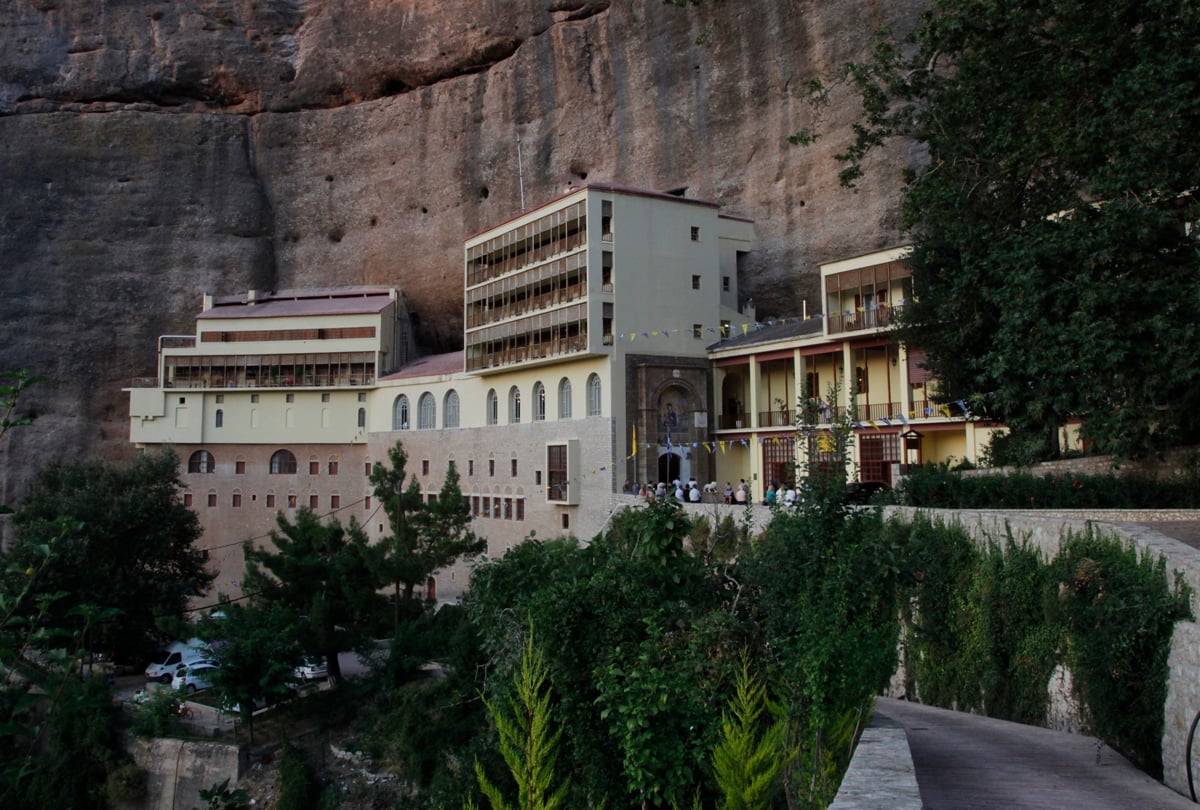 Καλάβρυτα: Αυτός είναι ο ηγούμενος της Μονής Μεγάλου Σπηλαίου που συνελήφθη – Τέθηκε σε αργία (φωτο)