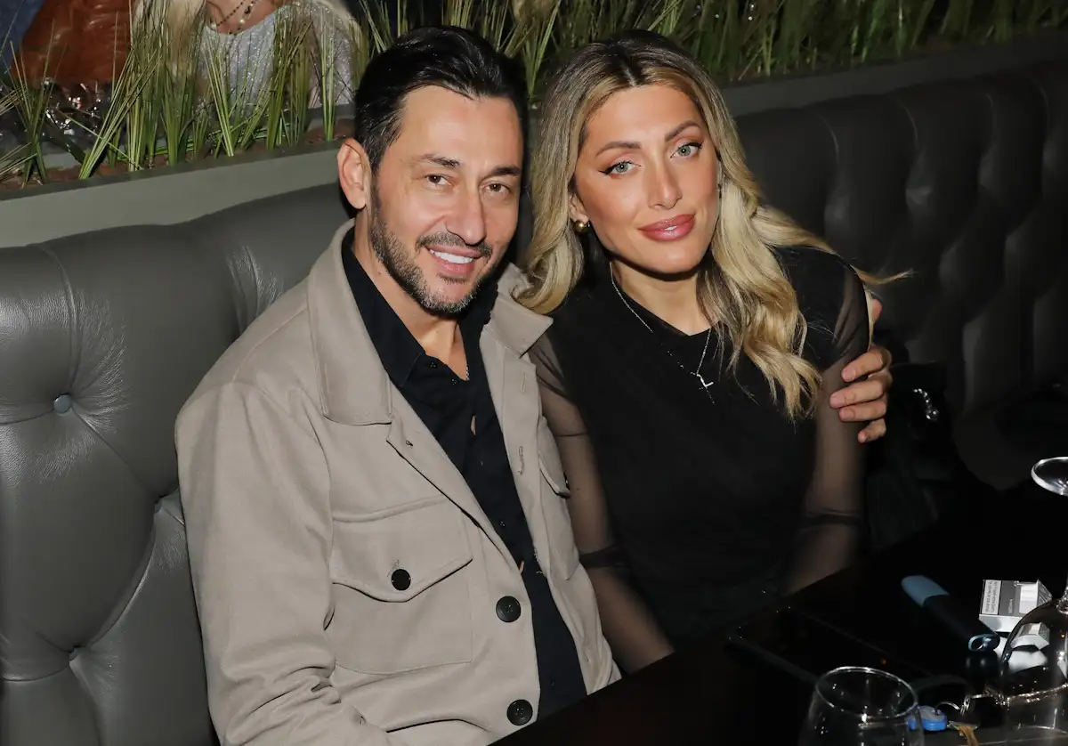 Π.Καλίδης και Λ.Μάρκογλου ενώθηκαν με τα «δεσμά» του γάμου μετά από 20 χρόνια σχέσης και 3 παιδιά! – Δείτε εικόνες