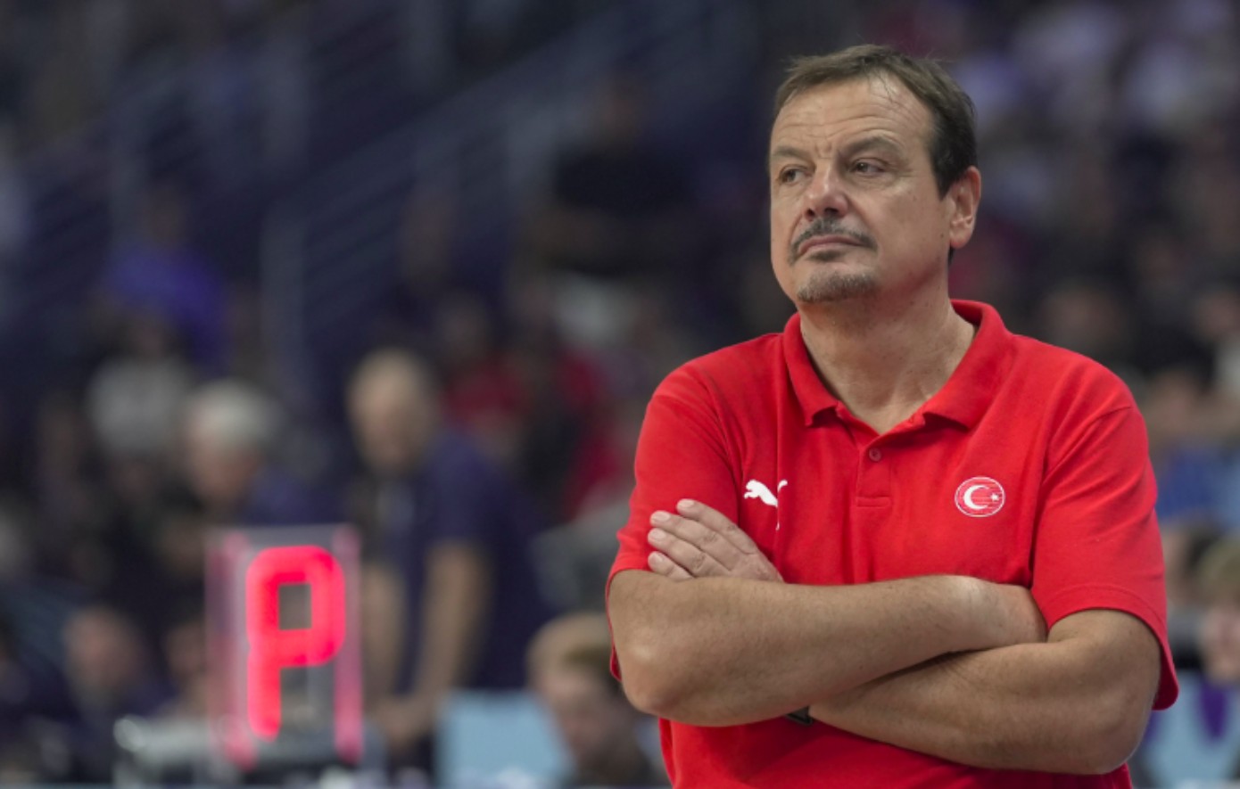 Ο Ε.Αταμάν ζητά από τουρκικές αεροπορικές να μεταφέρουν κόσμο πριν το παιχνίδι με Ελλάδα: «Θα είναι ιστορικό»