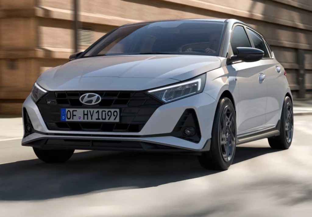 Φουλ υβριδικά τα νέα Hyundai i20 και Bayon