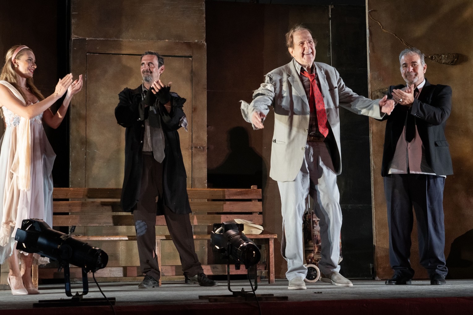 Γιώργος Κωνσταντίνου: Ένας ζωντανός θρύλος σε περιοδεία 