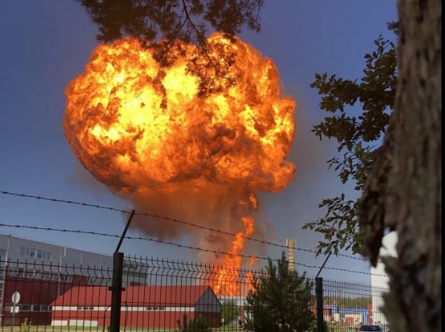 Λιθουανία: Ισχυρή έκρηξη σε τρένο που μετέφερε LPG στο Βίλνιους – Εκκενώθηκε η γύρω περιοχή (φωτο)