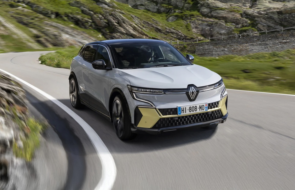 Renault Mégane E-Tech: Έρχεται έκδοση με μεγάλη αυτονομία